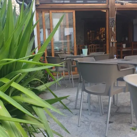 Hospederia Foramontanos 2*