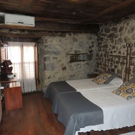 Hospederia Foramontanos