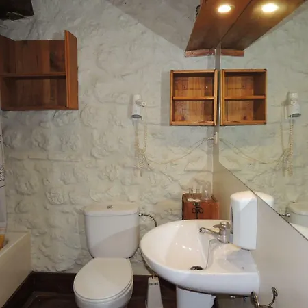 Hospederia Foramontanos Kro