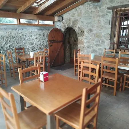 Kro Hospederia Foramontanos