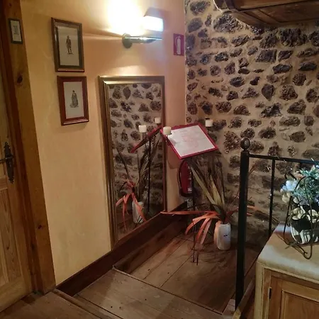 Hospederia Foramontanos