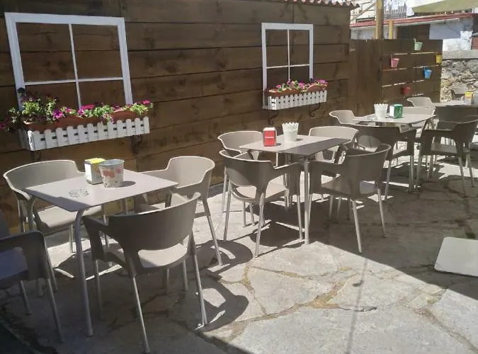 Hospederia Foramontanos 2*